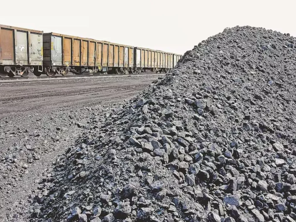 Coal Import: त्योहारी सीजन से पहले कोयले का आयात बढ़ा, 13.5% की छलांग